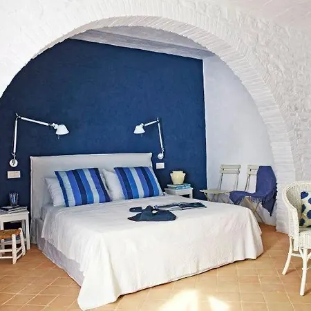 Sleeps 6 Pool Air Con Wifi Villa