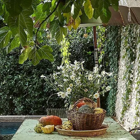Sleeps 6 Pool Air Con Wifi *